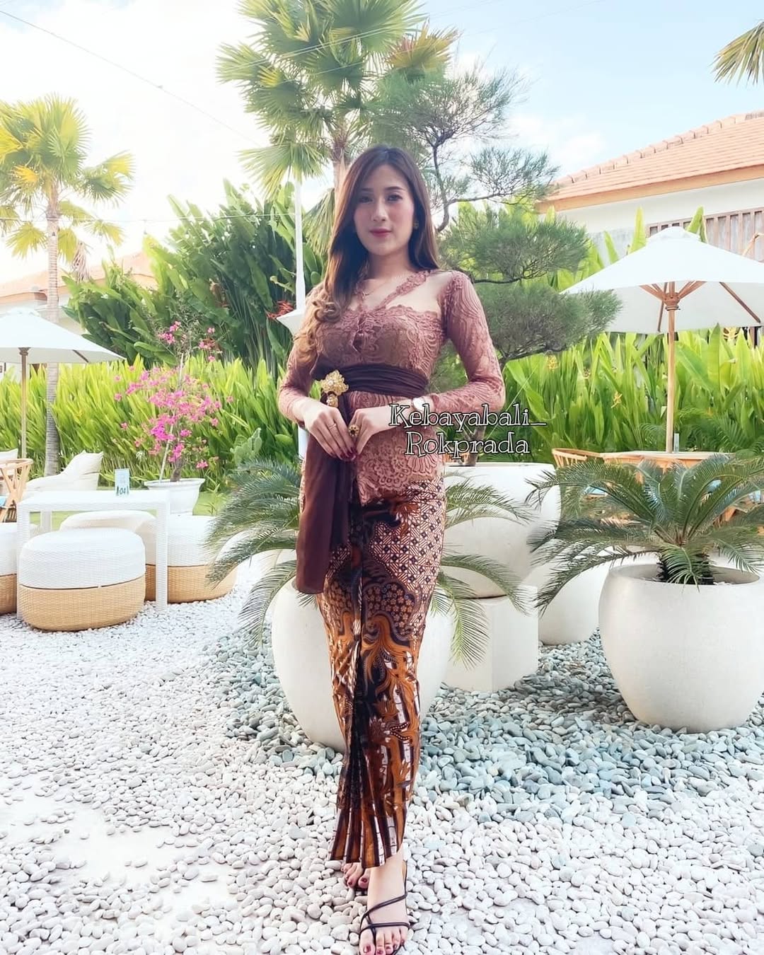 Modern Bali Kebaya Set - Floral Embroidery & Batik Skirt | Nursing-Friendly 🌸
