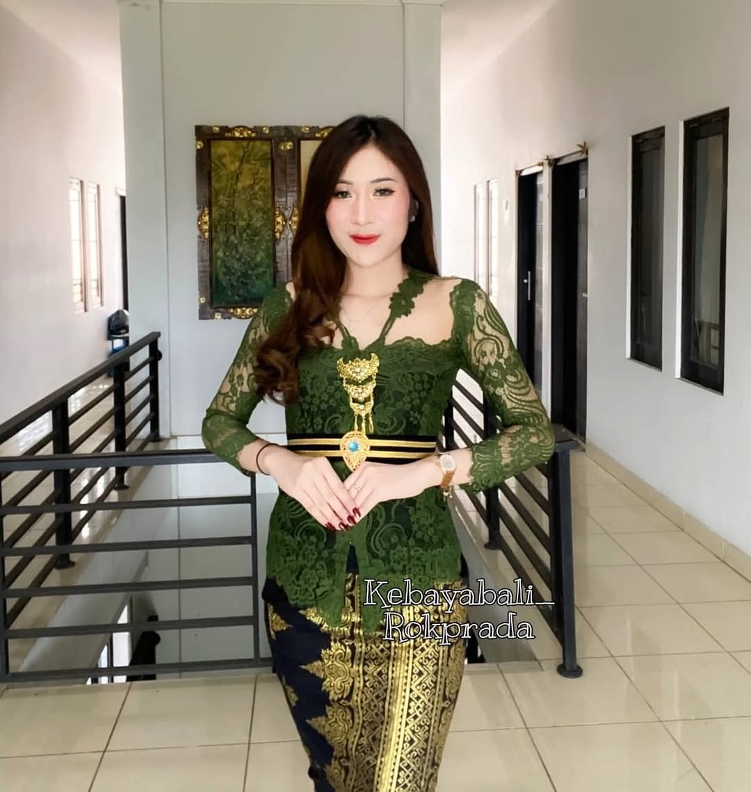 Modern Bali Kebaya Set - Floral Embroidery & Batik Skirt | Nursing-Friendly 🌸