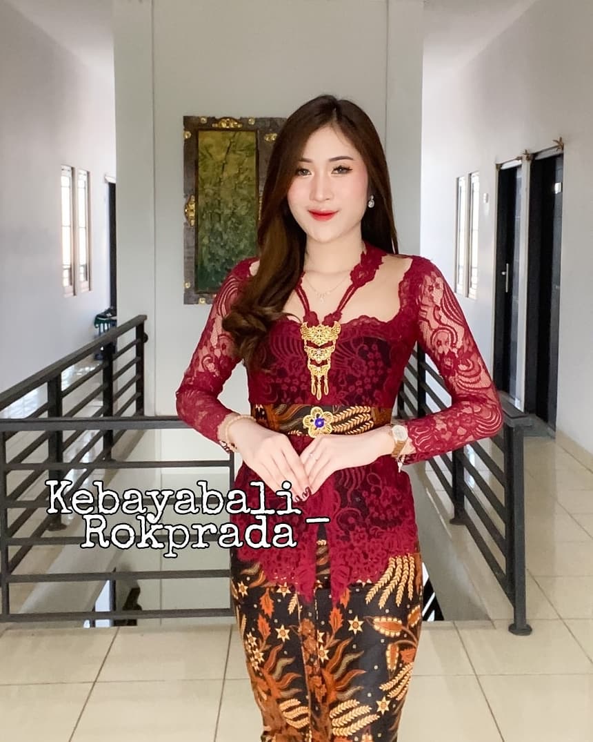 Modern Bali Kebaya Set - Floral Embroidery & Batik Skirt | Nursing-Friendly 🌸